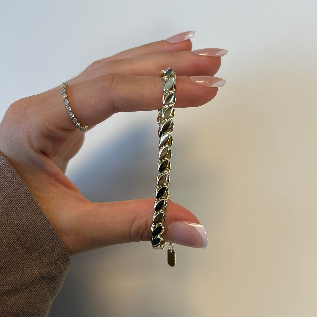 Arpa Armband