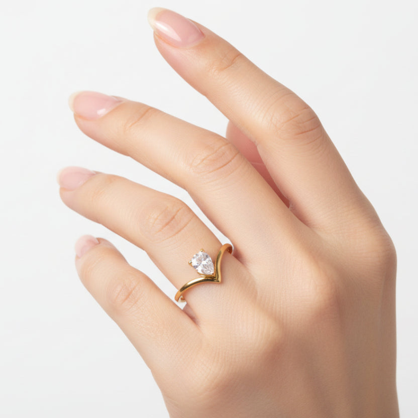 Vera Glow Ring